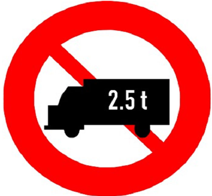 Biển báo giao thông cấm xe tải P.106b
