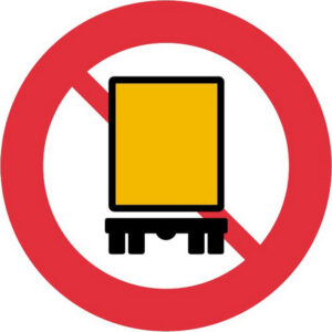 Biển báo cấm xe chuyên chở hàng nguy hiểm